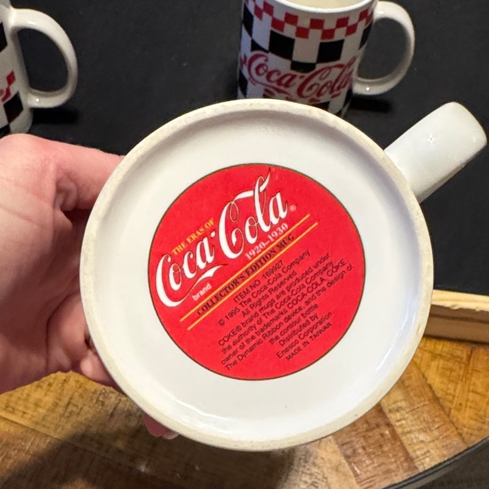 VINTAGE Coca Cola Vintage Mug Collection - Red, White, Black - Picture 8 of 10